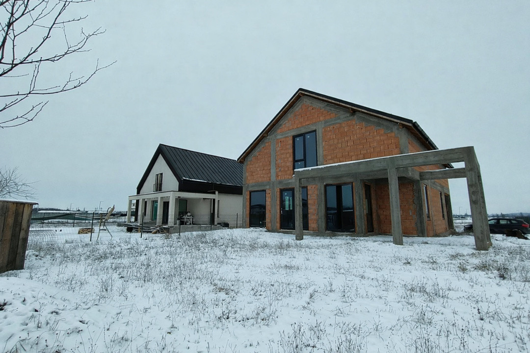 De vanzare casa la rosu 190 mp utili- Eden Forest-Gulia, Dambovita,Comision ZERO