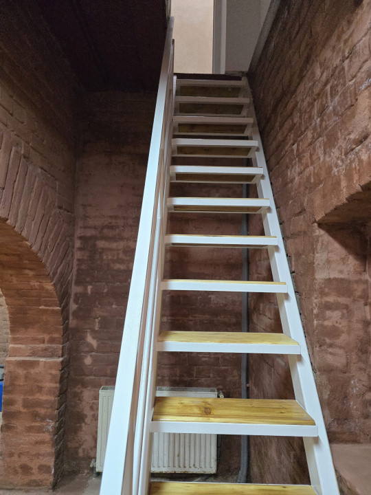 Spatiu comercial stradal, 200 mp, terasa, Horeca, zona Dacia