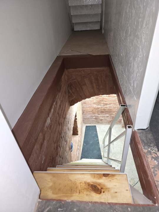 Spatiu comercial stradal, 200 mp, terasa, Horeca, zona Dacia