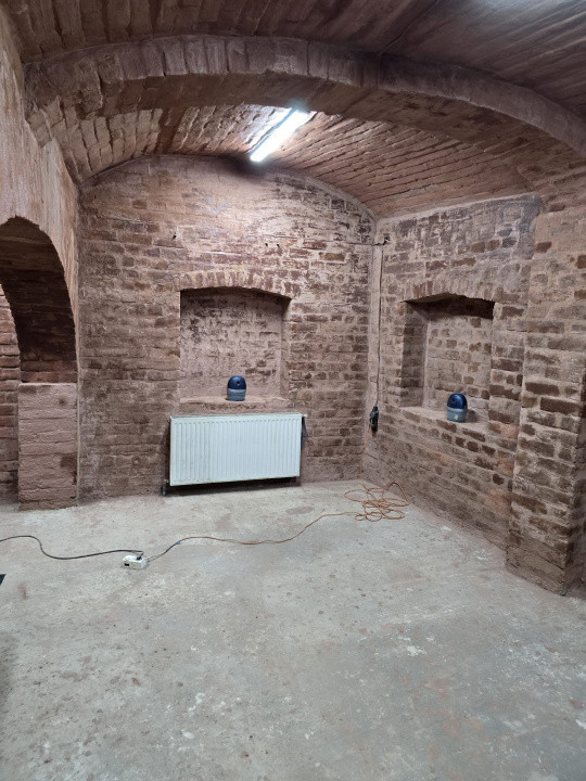 Spatiu comercial stradal, 200 mp, terasa, Horeca, zona Dacia