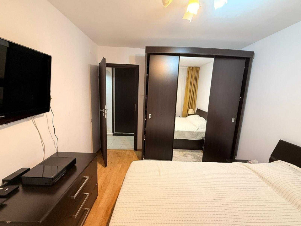 Inchiriere apartament 2 camere Dristor | Centrala + Parcare