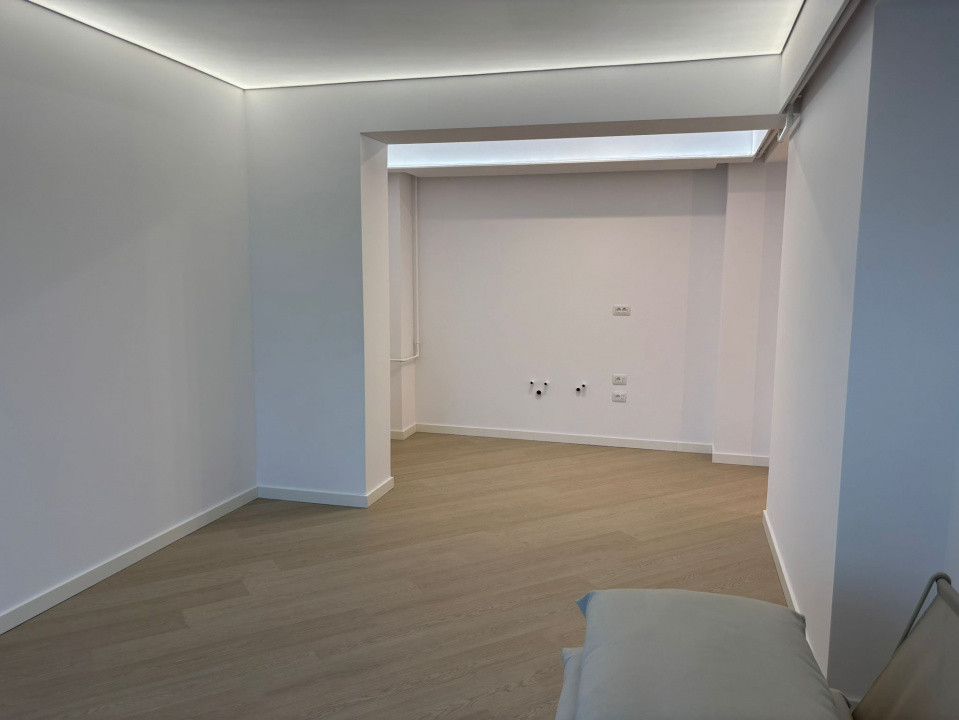 2 camere Cortina North Faza 3 • Etaj 3 • Vedere deschisă, premium