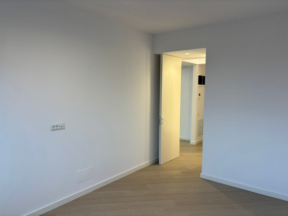 2 camere Cortina North Faza 3 • Etaj 3 • Vedere deschisă, premium