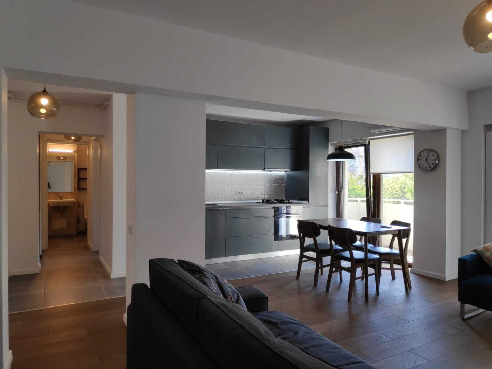 2 camere de inchiriat | Ultracentral, aproape de metrou