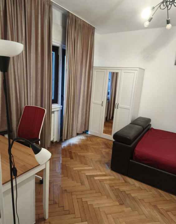 Inchiriere apartament 3 camere Unirii | Centrala proprie