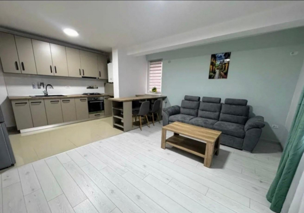 Inchiriez apartament 3 camere | Prima închiriere I Metrou Aparatorii Patriei