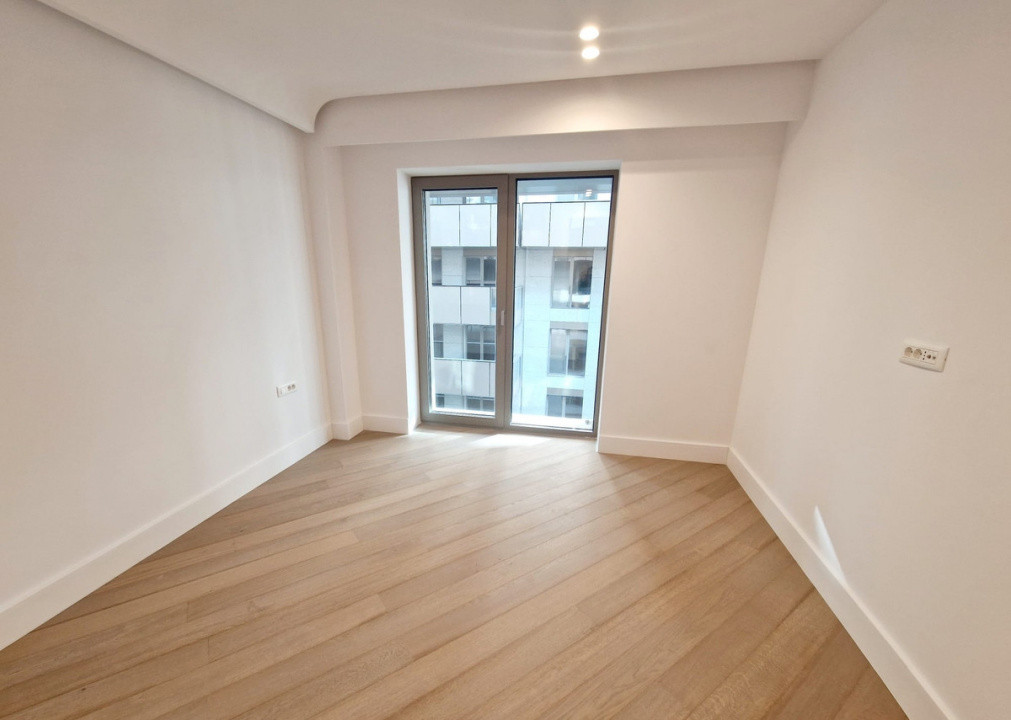 Apartament modern 3 camere 95 mp, terasa, complex nou, zona Iancu Nicolae