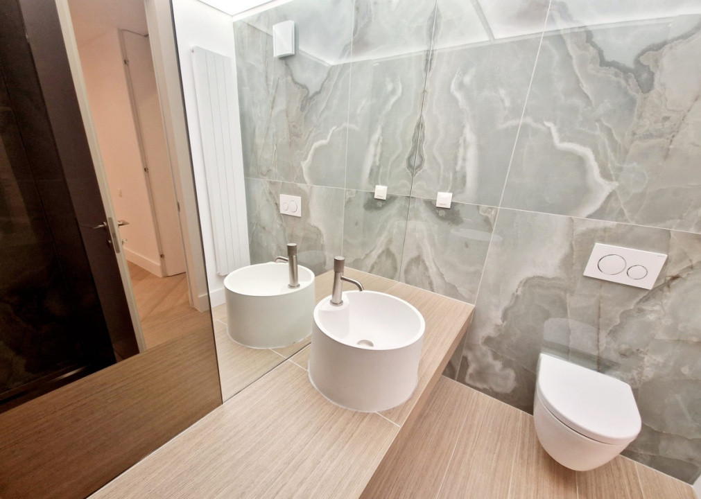 Apartament modern 3 camere 95 mp, terasa, complex nou, zona Iancu Nicolae