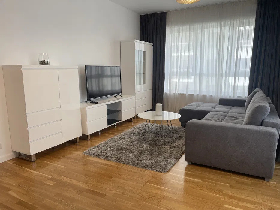 de inchiriat apartament cu 2 camere  in Luxuria