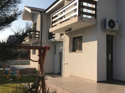 Duplex elegant de vânzare în Mogoșoaia