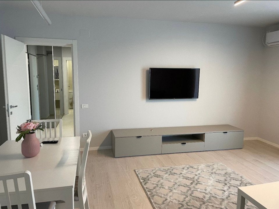 Inchiriez apartament 2 camere modern, vedere la lac,– NorthSide Park