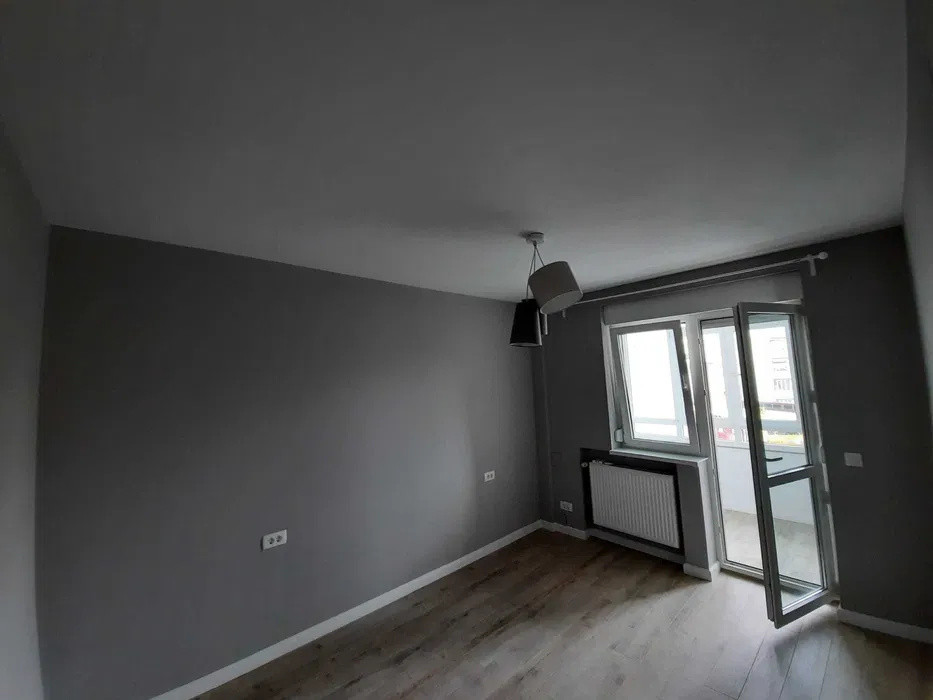 De inchiriat apartament  cu 3 camere  in Aviatorilor 