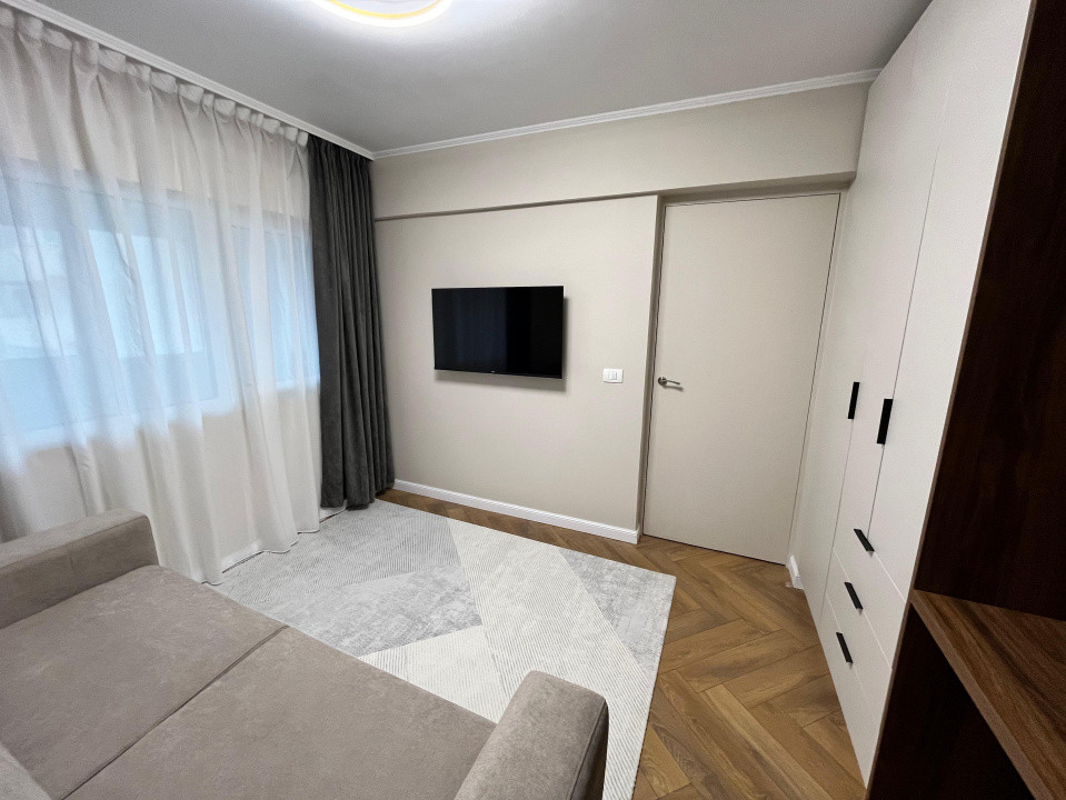 de inchiriat apartament  cu 4 camere  in Doamna Ghica 