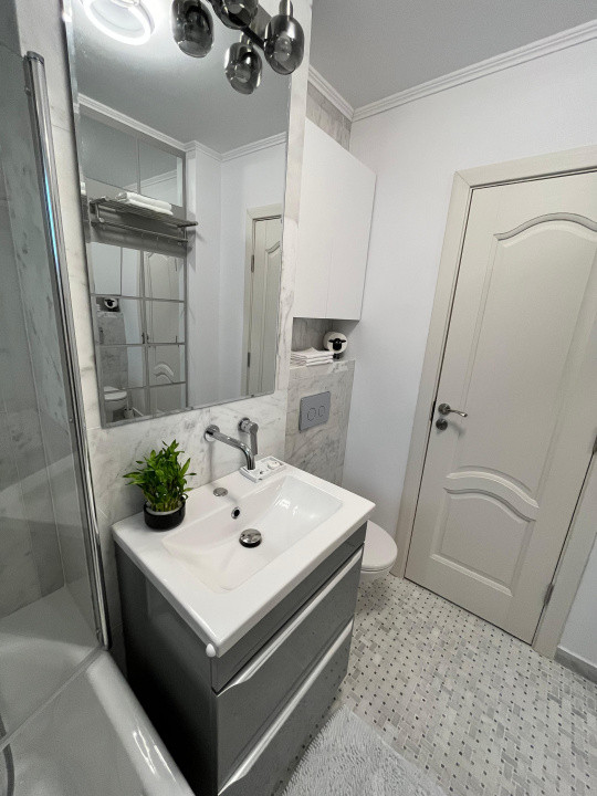 de inchiriat apartament  cu 4 camere  in Doamna Ghica 