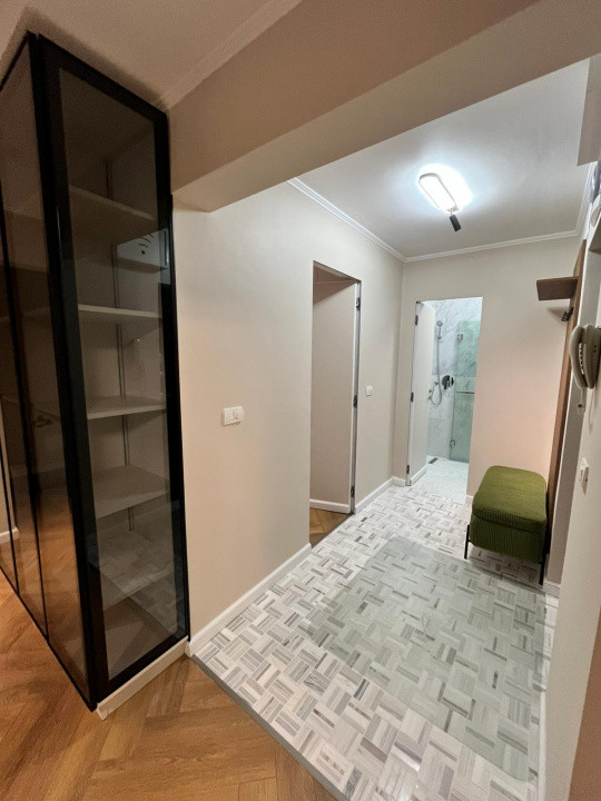 de inchiriat apartament  cu 4 camere  in Doamna Ghica 