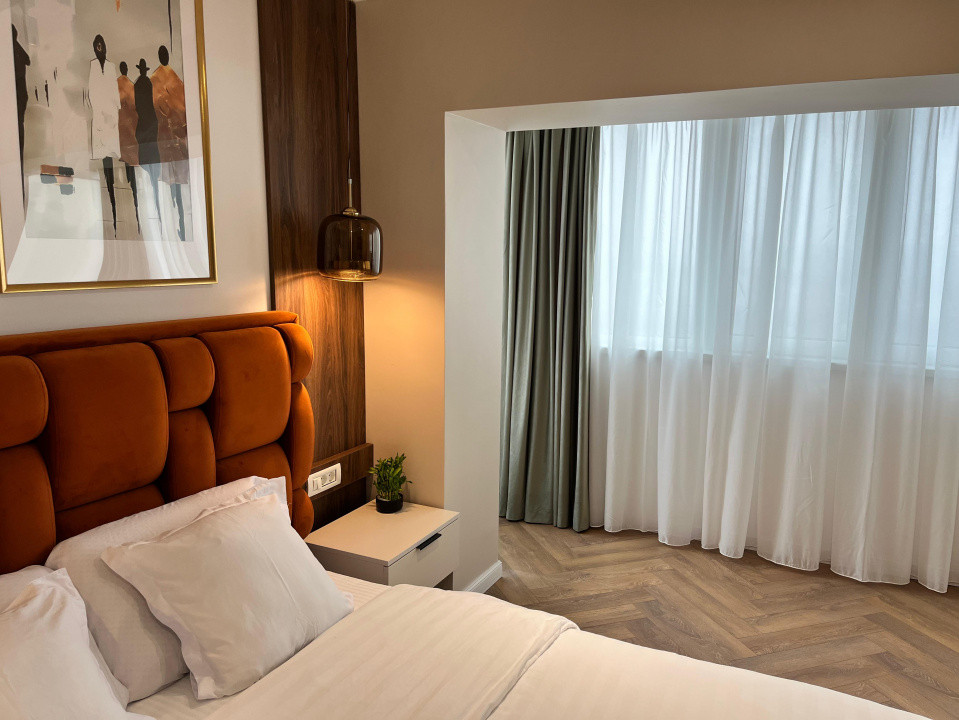 de inchiriat apartament  cu 4 camere  in Doamna Ghica 