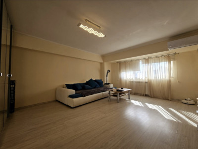 De inchiriat apartament  cu 2 camere  in Unirii 