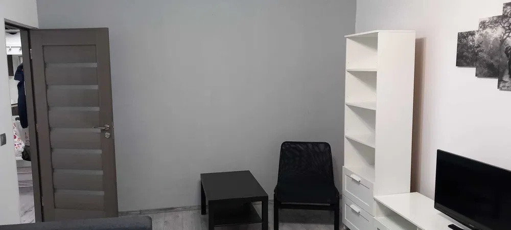 de inchiriat apartament decomandat cu 2 camere  in Aviatiei 