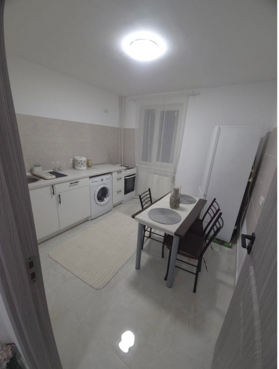 Inchiriez apartament 2 camere, Ozana