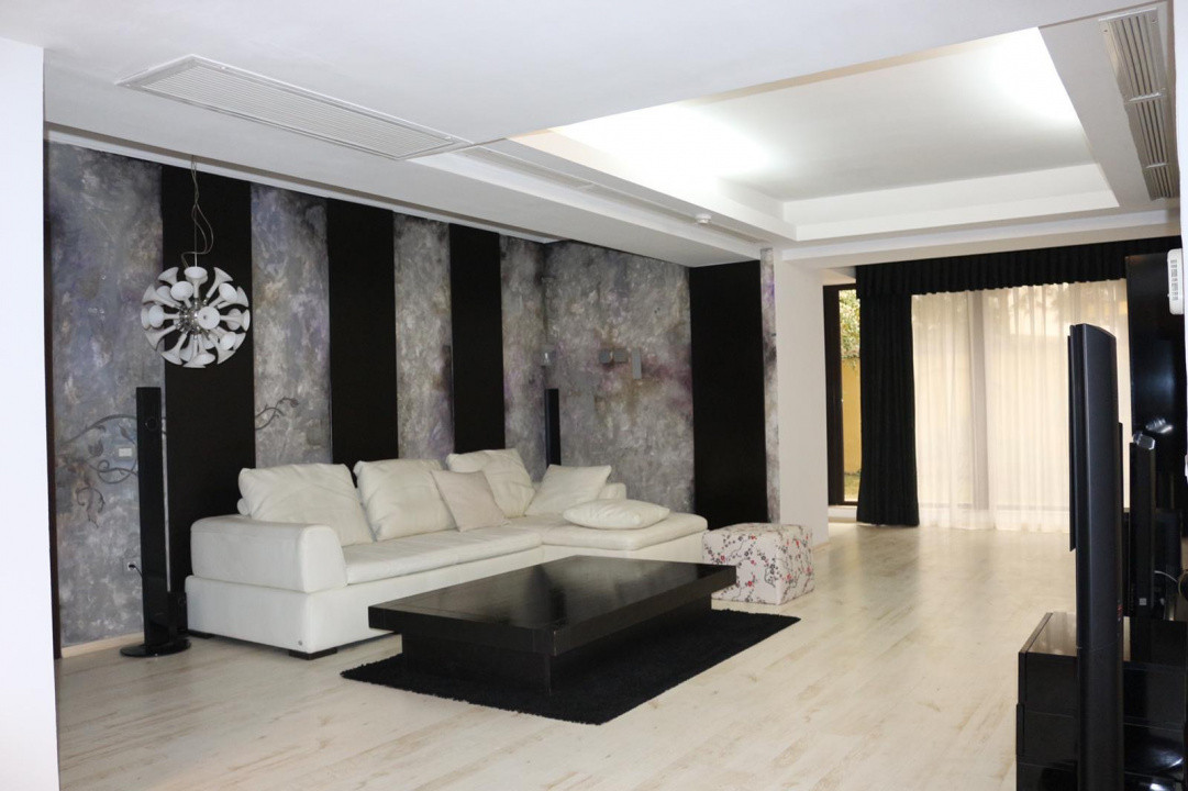 Apartament cu 3 camere în Herăstrău, grădină proprie