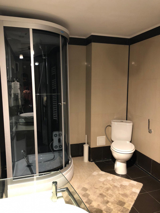 Apartament cu 3 camere în Herăstrău, grădină proprie