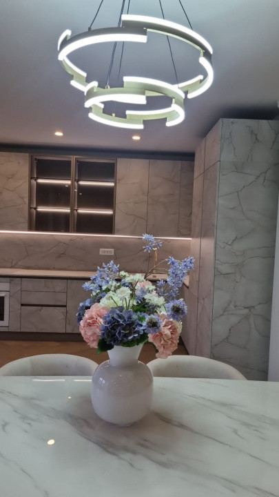 de inchiriat apartament 4 camere Iancu Nicolae