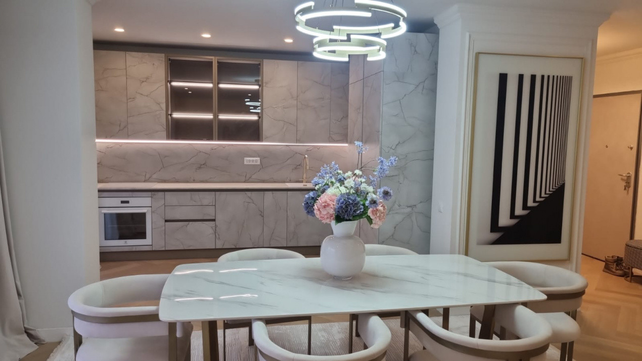 de inchiriat apartament 4 camere Iancu Nicolae