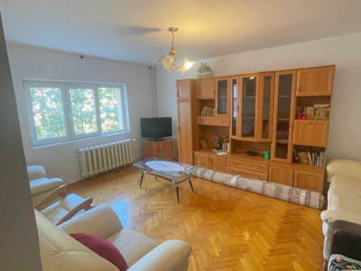 Inchiriere apartament 3 camere Calea Vitan | 80 mp, spațios