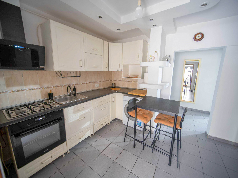 Inchiriere 2 camere Decebal | 9' Metrou Muncii