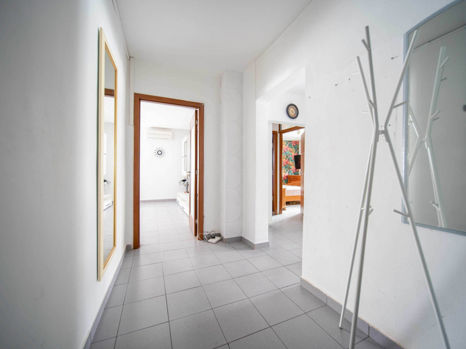 Inchiriere 2 camere Decebal | 9' Metrou Muncii