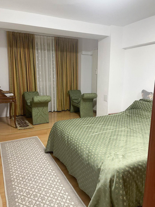 Apartament 3 camere de inchiriat | Zona centrala | Mobilat complet