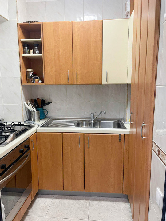 Apartament 3 camere de inchiriat | Zona centrala | Mobilat complet