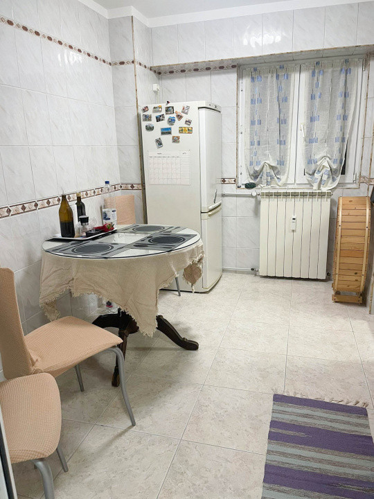 Apartament 3 camere de inchiriat | Zona centrala | Mobilat complet