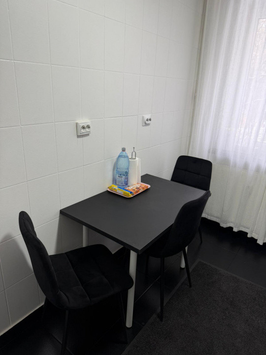 de inchiriat apartament 3 camere Zona Obor