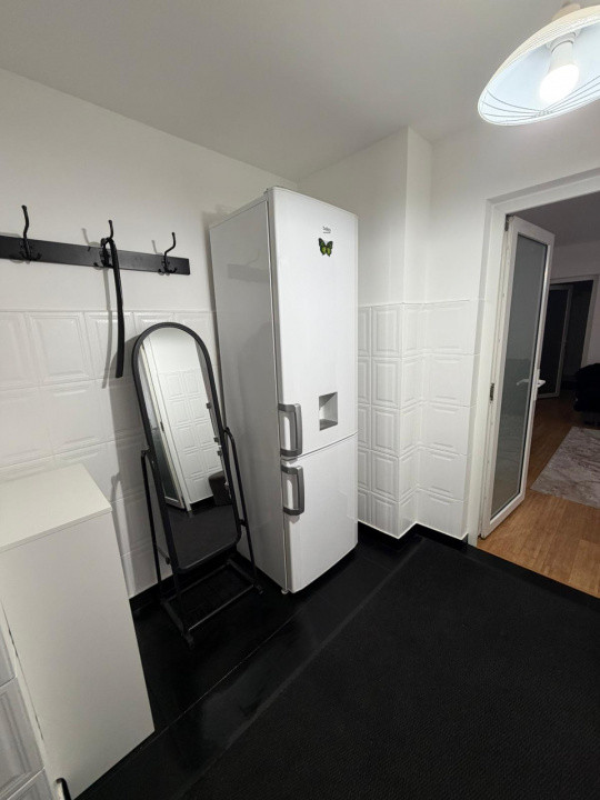 de inchiriat apartament 3 camere Zona Obor