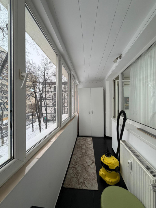 de inchiriat apartament 3 camere Zona Obor