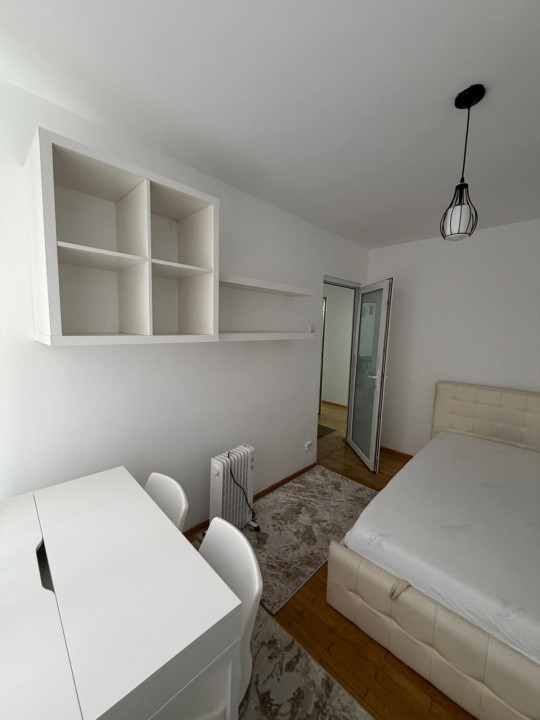 de inchiriat apartament 3 camere Zona Obor