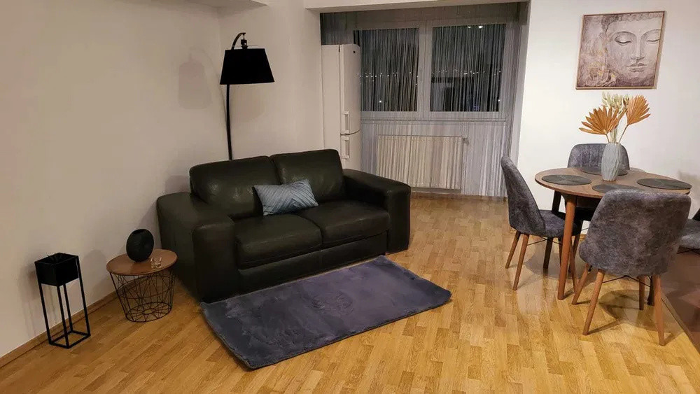 de inchiriat apartament decomandat cu 2 camere  in Pipera 