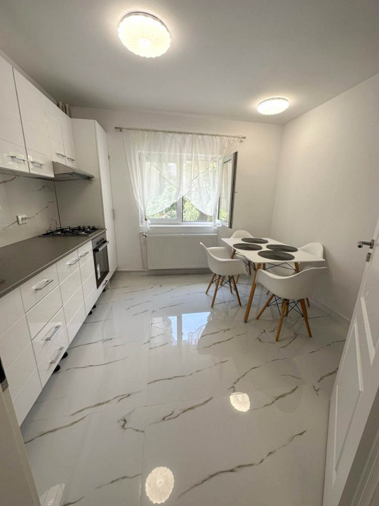 Inchiriere 3 camere 85 mp | Zona Nerva Traian | Aproape de mall