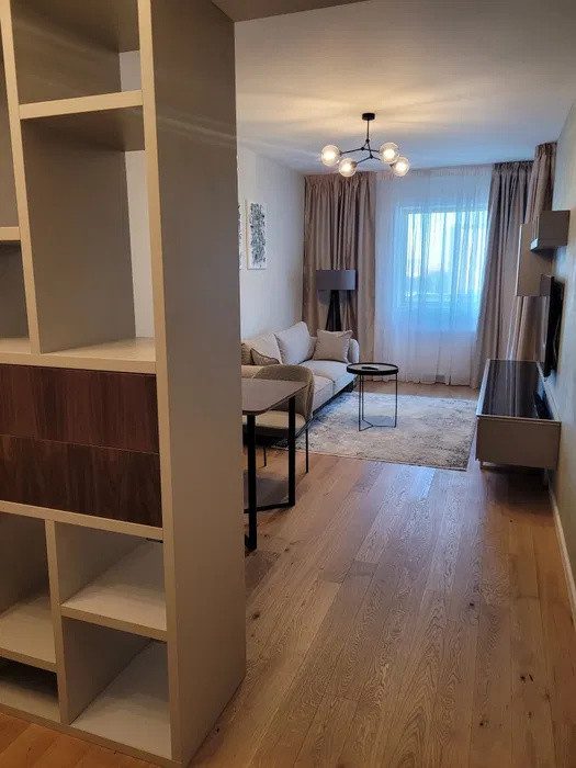 De inchiriat apartament cu 2 camere  in Complex Aviatiei Park