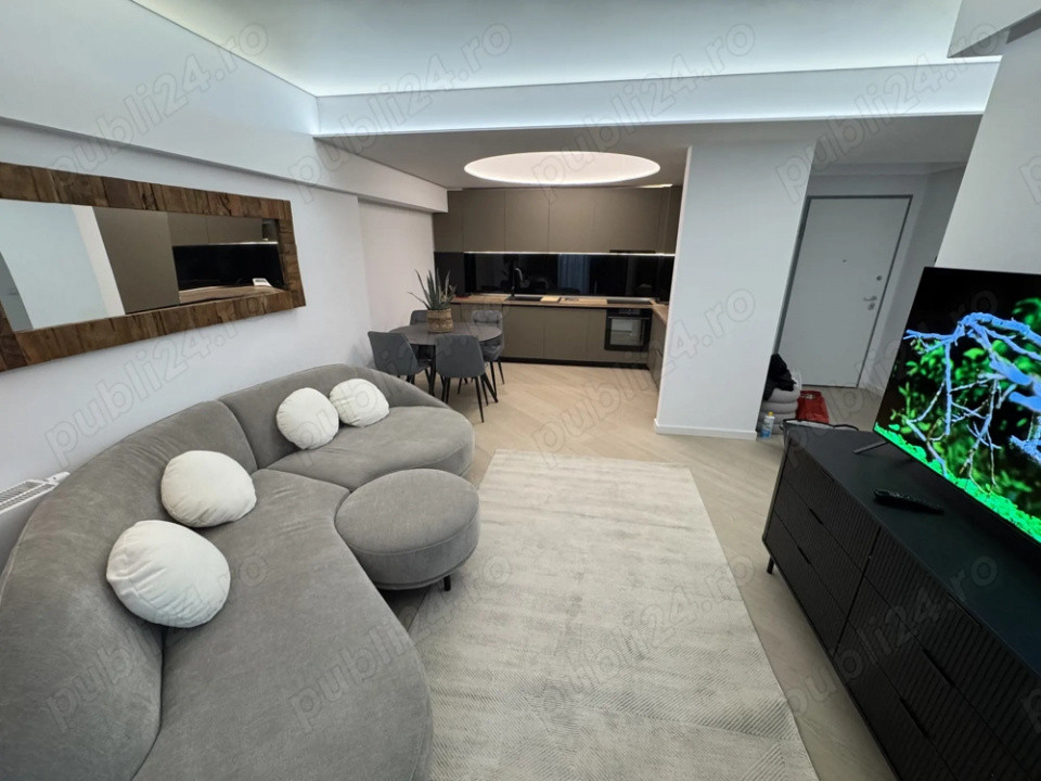 De inchiriat apartament 3 camere de lux în Cortină North