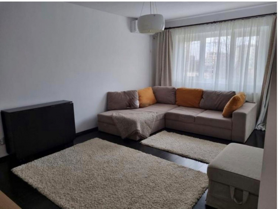 de inchiriat apartament decomandat cu 3 camere  in Pipera 