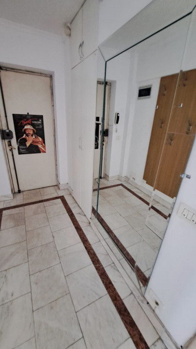 de inchiriat apartament 3 camere Decebal