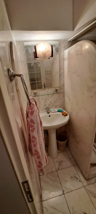 de inchiriat apartament 3 camere Decebal