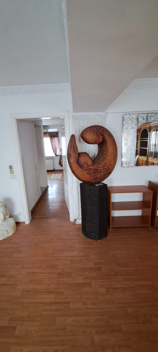 de inchiriat apartament 3 camere Decebal