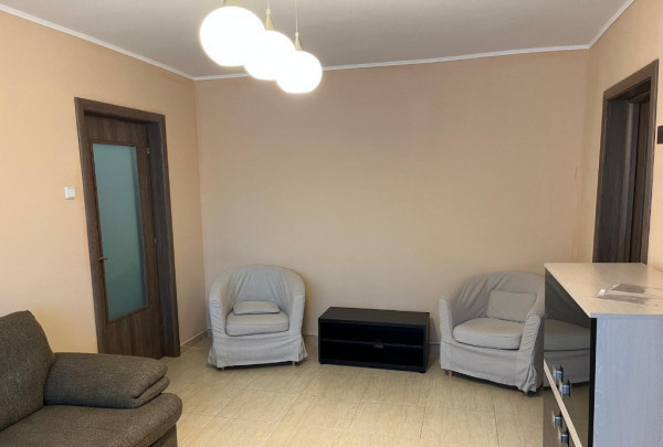 Proprietar: inchiriez ap 2 cam modern Tineretului 2min de parc