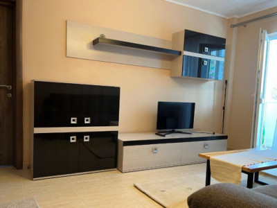 Proprietar: inchiriez ap 2 cam modern Tineretului 2min de parc