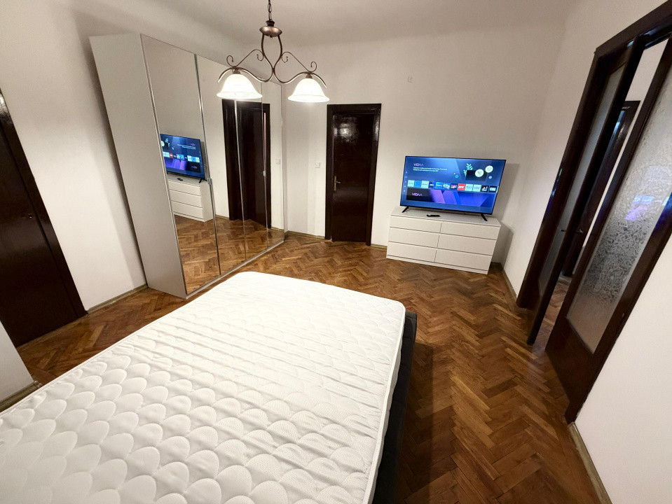 de inchiriat apartament 3 camere Stefan Cel Mare