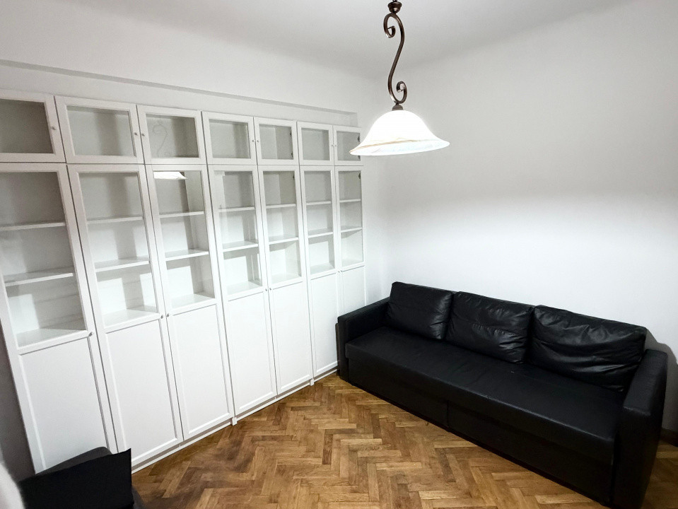 de inchiriat apartament 3 camere Stefan Cel Mare