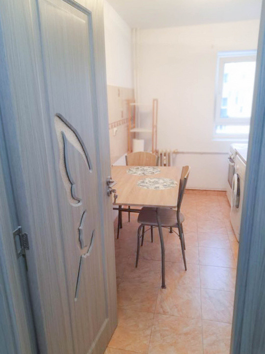 Inchiriere 3 camere Tineretului – zona verde, confort si acces